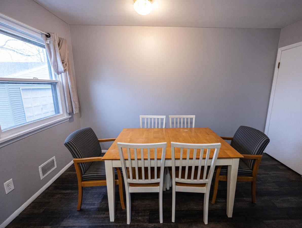 רוצ'סטר Cheerful Home With Free Parking And Wifi מראה חיצוני תמונה
